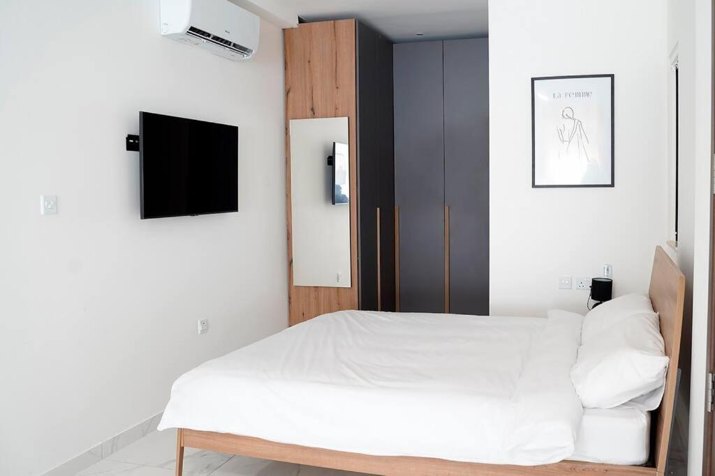 Luxurious Apartment Next To The Sea グジラ エクステリア 写真