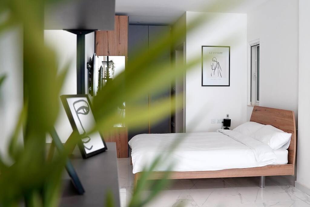 Luxurious Apartment Next To The Sea グジラ エクステリア 写真